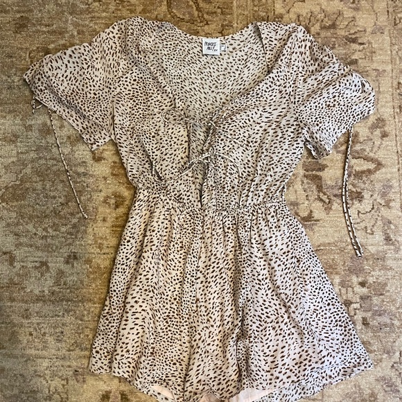 Princess Polly Women's romper size 2 - Picture 1 of 9